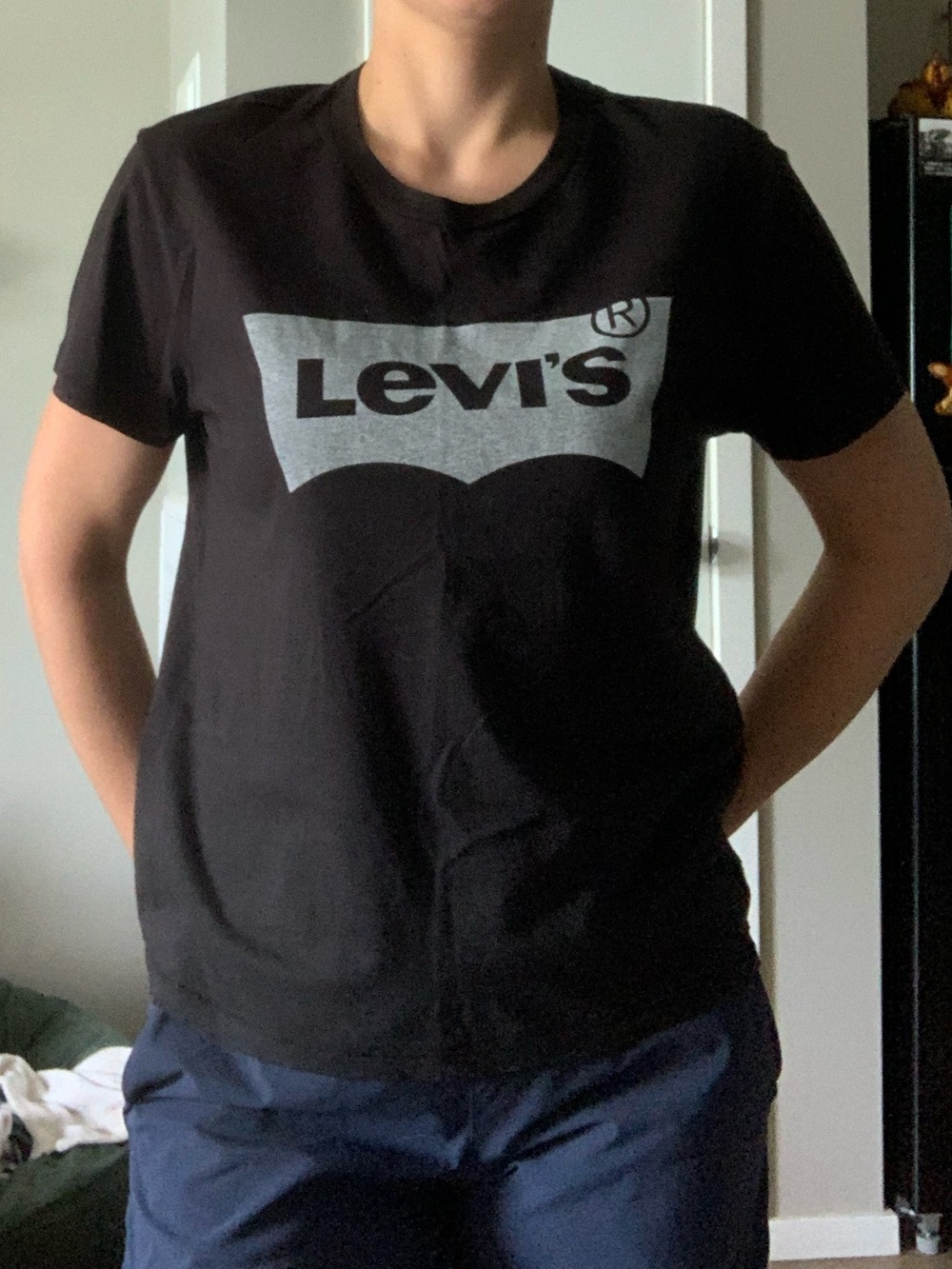 Levi’s 100% Cotton Black T-shirt with Distressed Edges